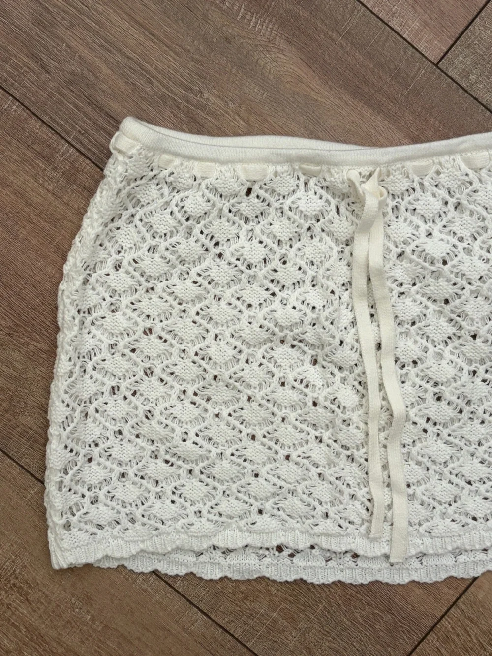 Crochet Hollister mini skirt - Picture 2 of 5